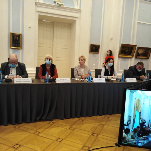 Петр Великий в музейных собраниях и представлении посетителям 