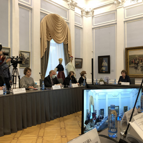 Петр Великий в музейных собраниях и представлении посетителям 